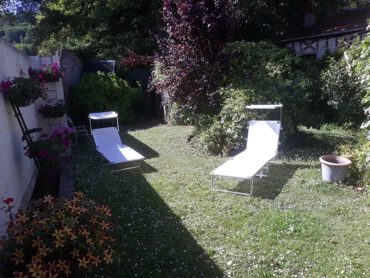 Gite Au Bord Du Lac Montville Zewnętrze zdjęcie